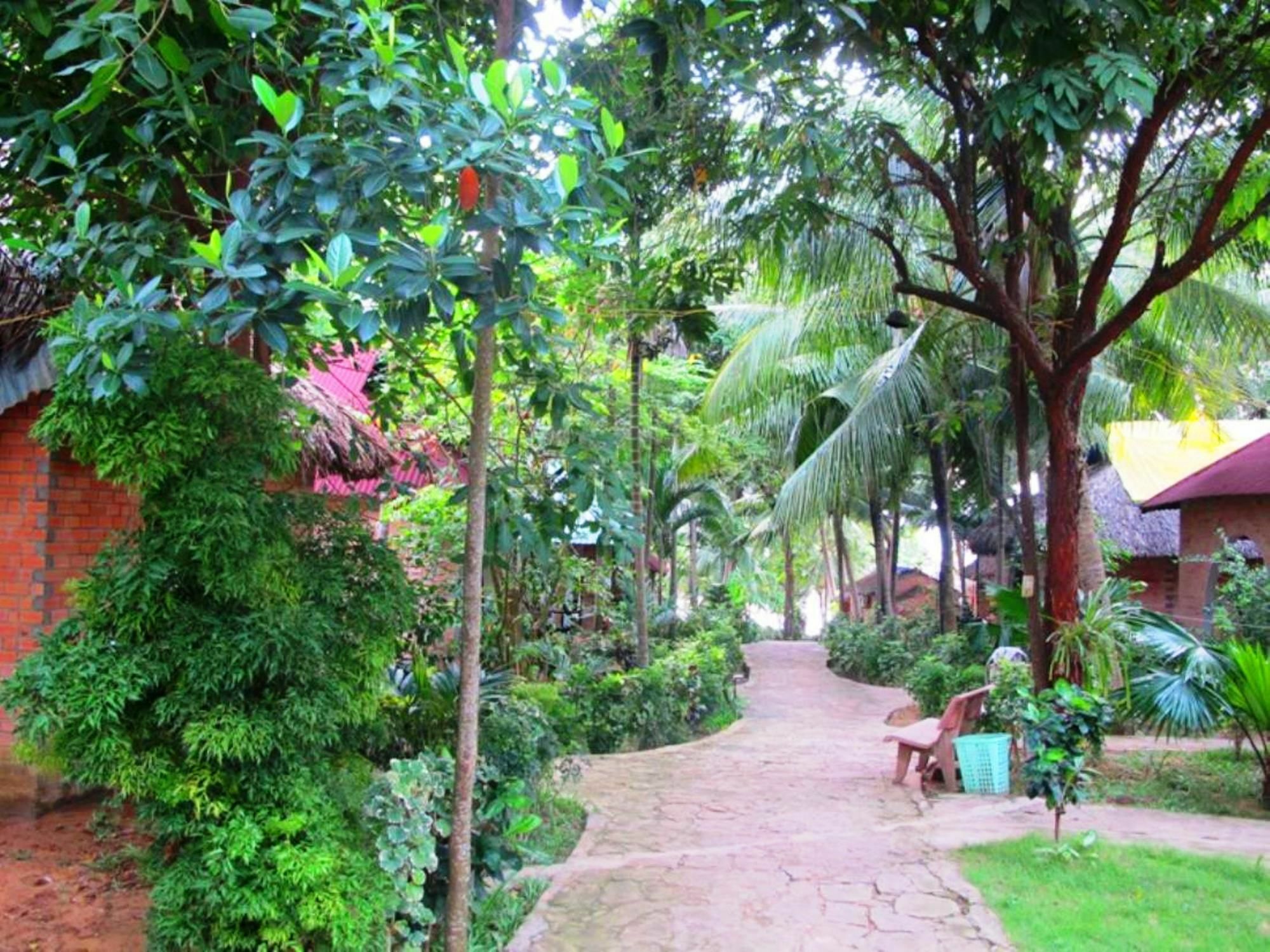 Nhat Lan Resort Phú Quốc Exterior foto